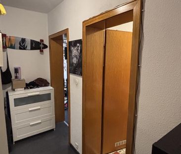 Roisdorf: 1-Zimmerwohnung mit Loggia - Photo 3