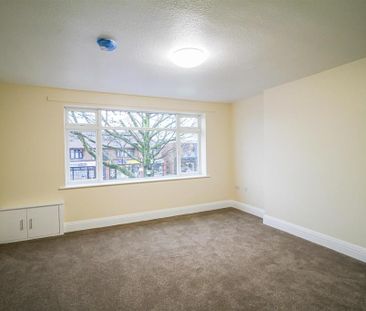 2 bedroom maisonette to rent - Photo 3