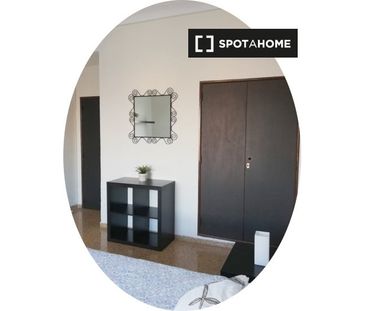 zaragoza, Aragon 50010 - Photo 1