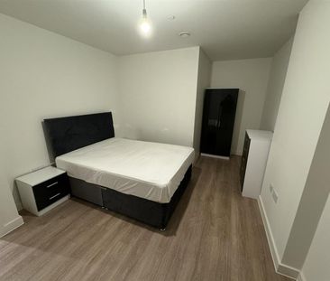 2 Bed Flat, New Kings Head Yard, M3 - Photo 3