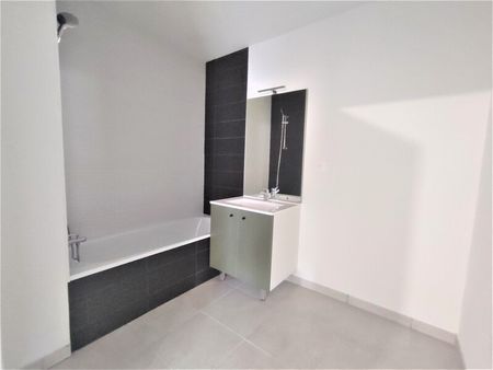 Location Appartement 2 pièces 52m² FROUZINS 31270 - Photo 5