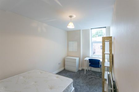 6 bedroom maisonette to rent - Photo 5