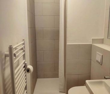 Revaler Straße 4th Floor - Small Room 2 - Foto 1