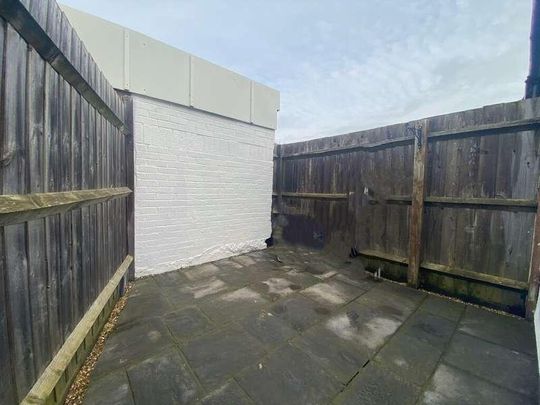 Upton Terrace, Upton, Buckinghamshire, HP17 - Photo 1