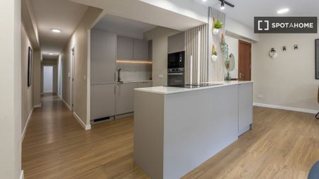 3 room luxury Apartment for rent in Valencia, Spain - Photo 2