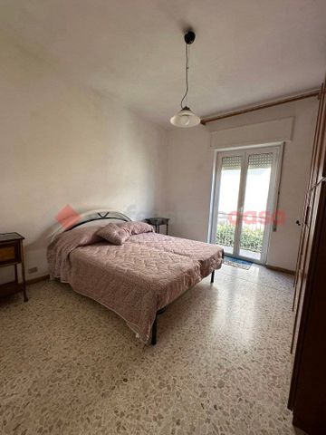 Appartamento via Severino Gazzelloni, 2, Centro, Minturno - Photo 3