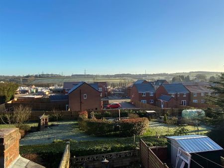 2 bedroom terraced house to rent - Photo 3