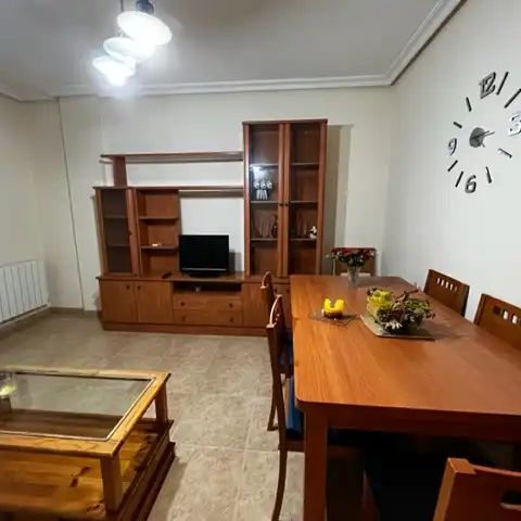 Piso de alquiler en Calle Córdoba, 60, Carretera de Córdoba - Libertad - Photo 1
