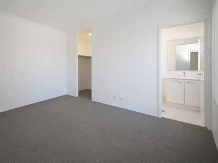 17 Beethoven Street, Banksia Grove, WA - Photo 5