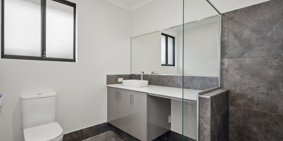 20A Farncomb Street, Byford WA 6122 - Photo 3