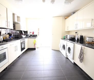 Humber Way, Slough - Photo 2
