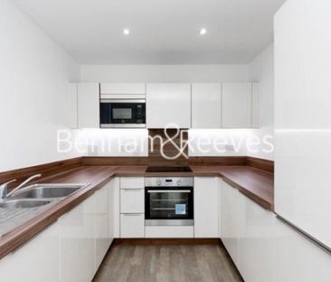 1 Bedroom flat to rent in Yeoman Street, Surrey Quays, SE16 - Photo 2