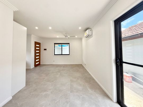 Brand New 2-Bedroom Granny Flat - SEPARATE ACCESS! - Photo 1