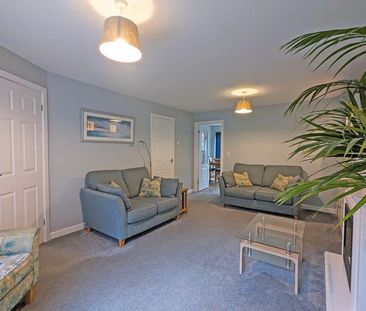 3 bedroom terraced house to rent - Photo 3