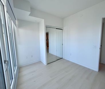 For Lease - 3900 confederation Parkway Unit# 2202, Mississauga, Ont... - Photo 2