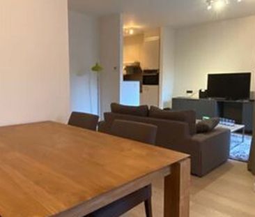 Appartement te huur in Etterbeek voor € 1.200 met 1 slaapkamer - Photo 5