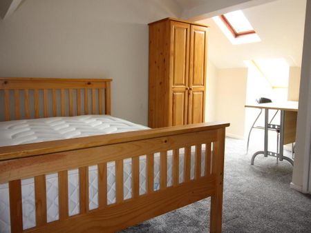 118 Dunluce Avenue, Belfast, BT9 7AZ - Photo 5