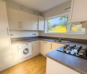 2 bedroom semi-detached bungalow to rent - Photo 5