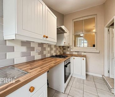 2 bedroom terraced house to rent - Photo 2