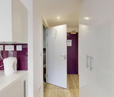 Studio to rent - Photo 6