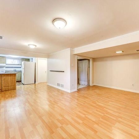 For Lease - 886 Brimorton Drive Unit# Main, Toronto, Ontario - Photo 2