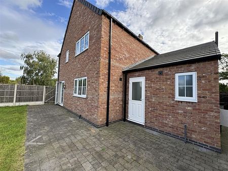 The Paddock, Stonebow Road, Pershore - Photo 4