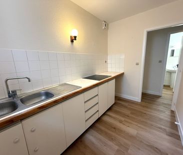 Location Appartement 3 pièces 62m² - Photo 4