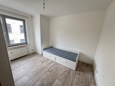 Lumineux appartement 2ch à 1150 Woluwe-Saint-Pierre  Loyer: 1 200 € - Foto 5
