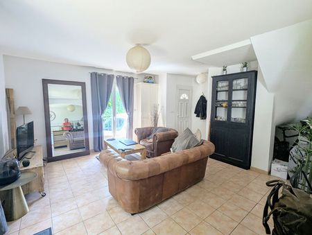 Maison avec jardin, - Photo 2