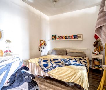 For Lease - 926 King Street Unit# Upper/Rear, Toronto, Ontario - Photo 1