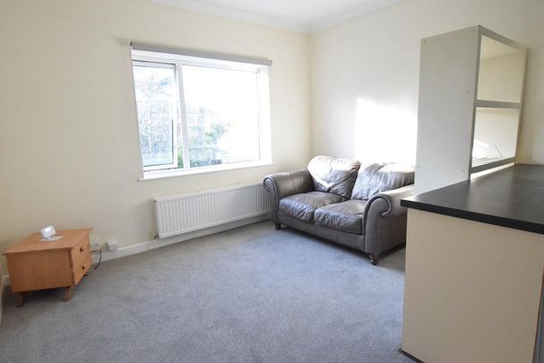 BH1, Knole Road Bournemouth, Knole Road
                    
Bournemouth - Photo 1