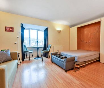 Studio to rent - Photo 4