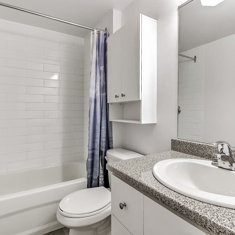 Père-Marquette Apartments - 1 Bedroom - Photo 1