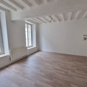 Location Appartement 1 pièce 27m² - Photo 2