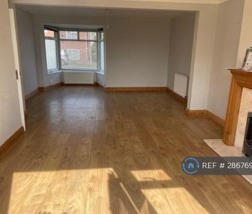 3 bedroom detached house to rent - Photo 6
