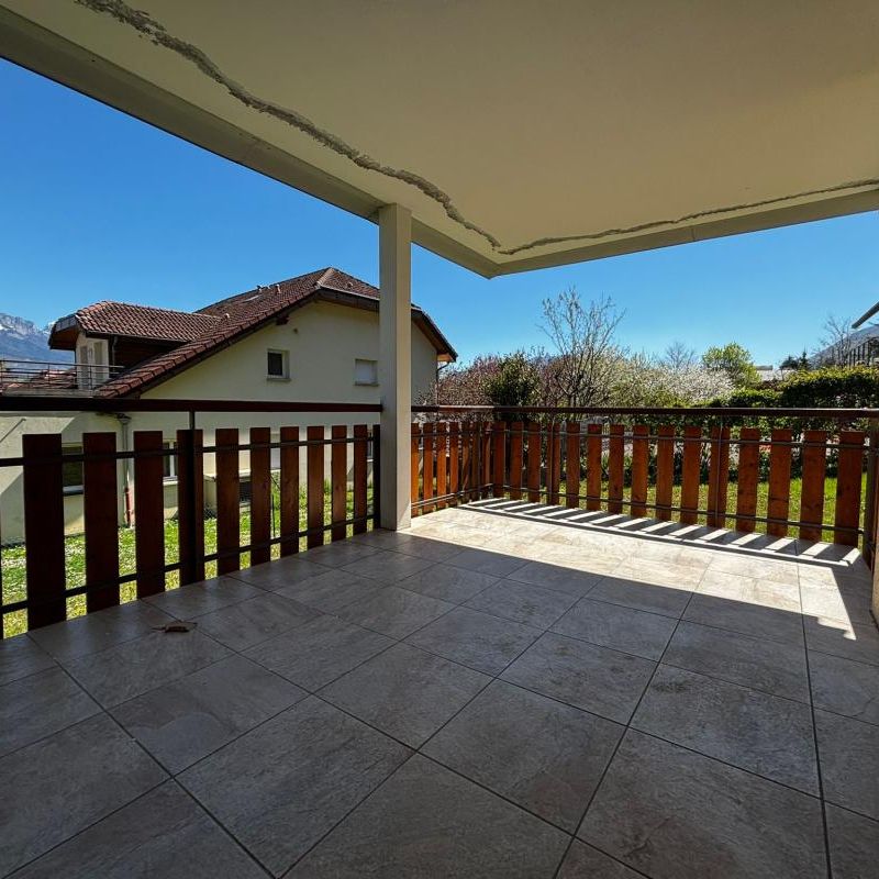 Location Appartement 2 pièces 54m² SEVRIER 74320 - Photo 1