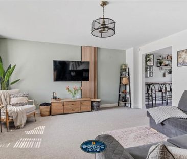 3 Bed Semi-Detached House, Brindle Avenue, CV3 - Photo 2