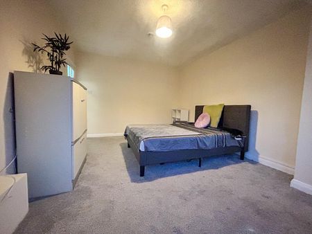 1 Bedroom Flat To Let - HP12 - Photo 4