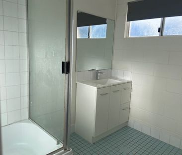 2/21 Honeysuckle Street, Caboolture, Qld 4510 - Photo 4