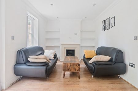 3 bedroom terraced house to rent - Photo 3