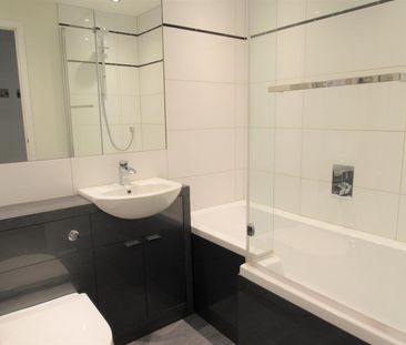 1 bedroom Flat To Let Total Size: 615 SQ FT - Photo 5