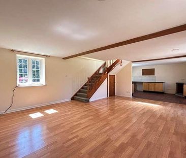 Piddlehinton, DT2 - Photo 2