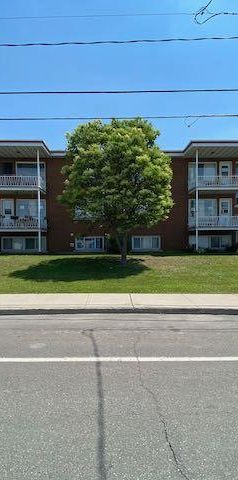 Two-Bedroom (4.5) - 103-105-111 Rue Bouchard, Granby - Photo 1