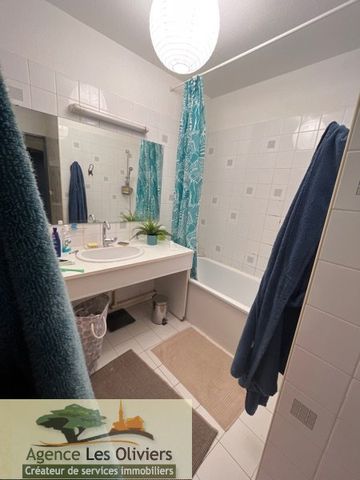 Location Appartement 2 pièces 49m² MONTPELLIER 34090 - Photo 3