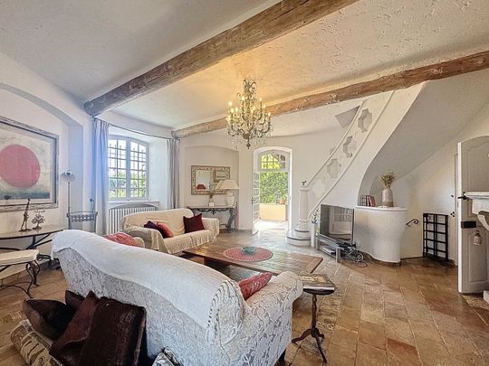 Magnifique villa Provencale 5 pièces à louer à l'année - Photo 1