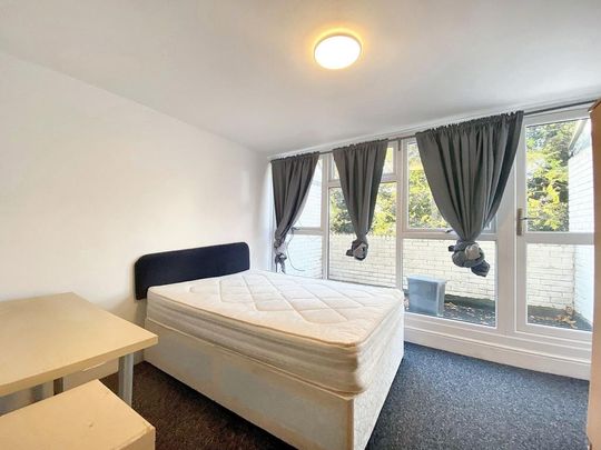1 bedroom house to rent - Photo 1
