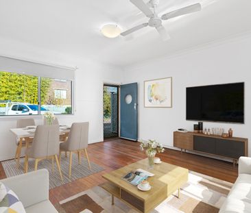2/18 Messines Street, Shoal Bay NSW 2315 - House For Rent | Domain - Photo 1