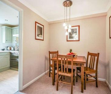 Rothesay Avenue, Wimbledon Chase, SW20 - Photo 3