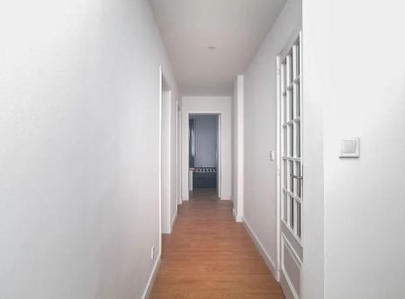 Rua de São Roque da Lameira, Porto, Braga 4050-265 - Photo 4