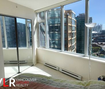 Condo in Downtown Vancouver, BC - Photo 5